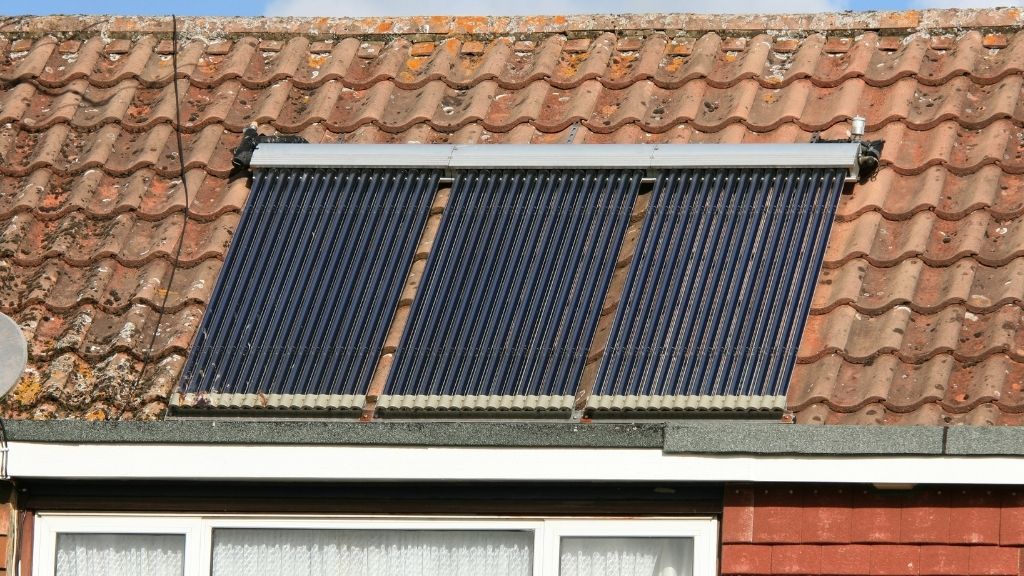 Do Solar Panel Destroy Roofs? (Explained)